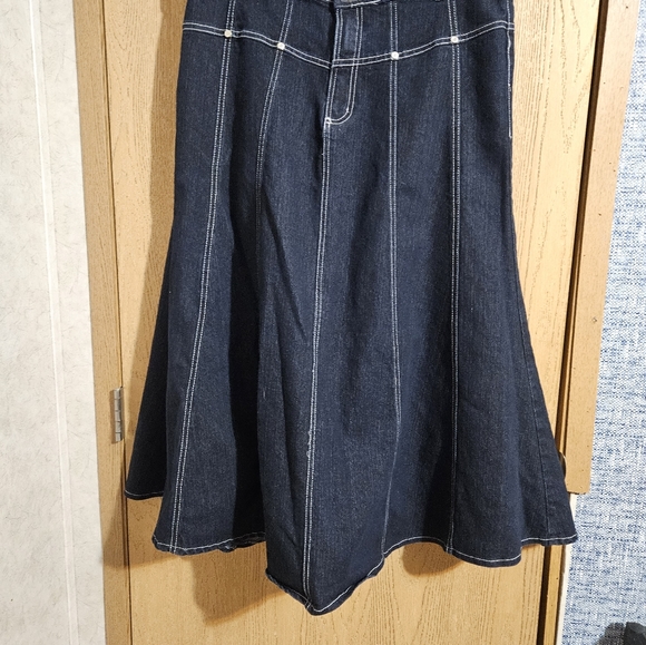 Denim skirt - Picture 4 of 6